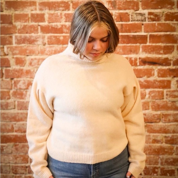 Cozy Cream Turtleneck Sweater for Women - Picture 2 of 3